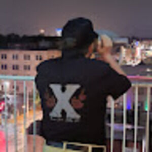 Meet your Posher, Cayde